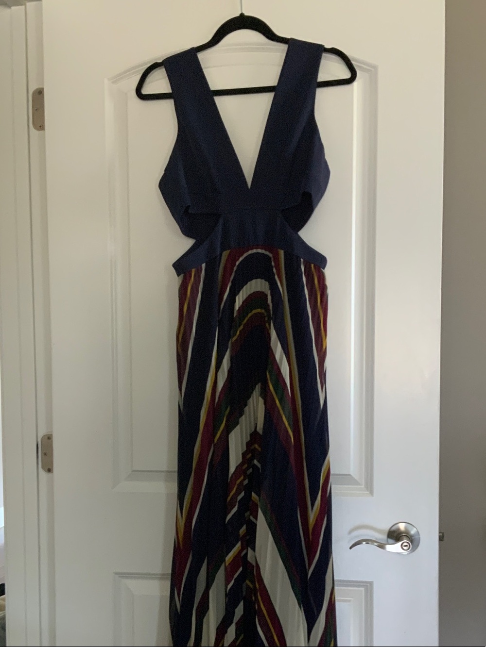 BCBGMaxAzria Navy V‑Neck Maxi Dress with Multicolor Chevron Skirt